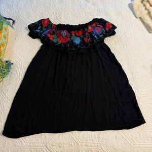 Umgee off the shoulders mini dress, small, black with red and blue flowers
